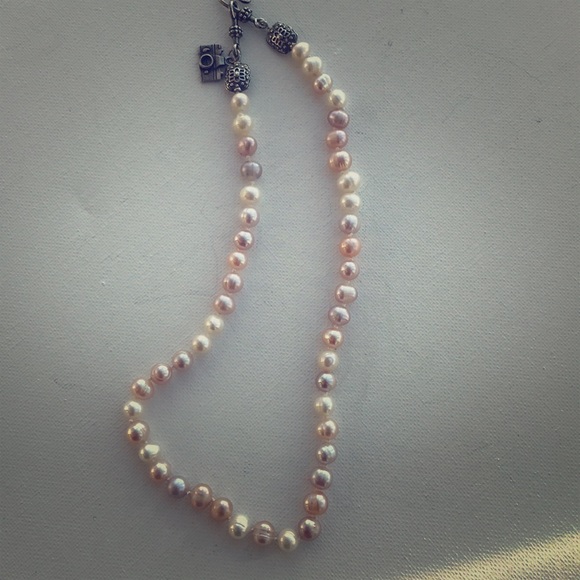 COPY - Pearl Necklace - Picture 1 of 3